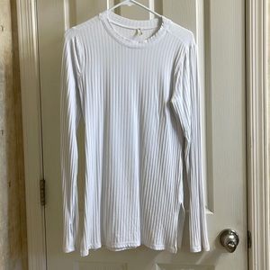 Free people long sleeve T-shirt